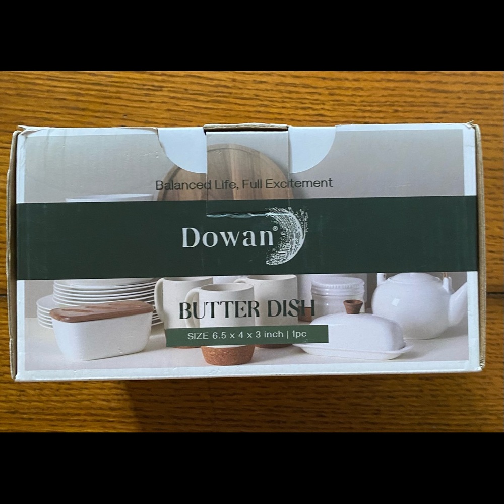 NIB Dowan Ceramic Butter Dish